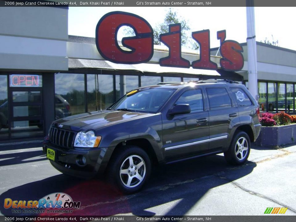 2006 Jeep Grand Cherokee Laredo 4x4 Dark Khaki Pearl / Khaki Photo #1