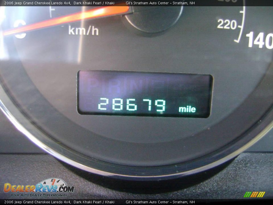 2006 Jeep Grand Cherokee Laredo 4x4 Dark Khaki Pearl / Khaki Photo #14