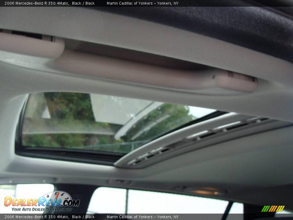 2006 Mercedes-Benz R 350 4Matic Black / Black Photo #15