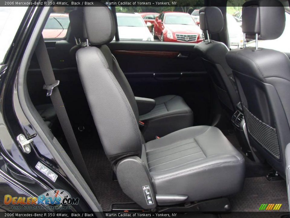 2006 Mercedes-Benz R 350 4Matic Black / Black Photo #17