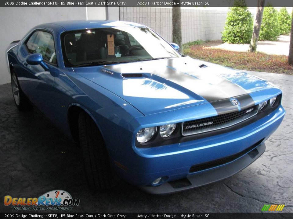 2009 Dodge Challenger SRT8 B5 Blue Pearl Coat / Dark Slate Gray Photo #4