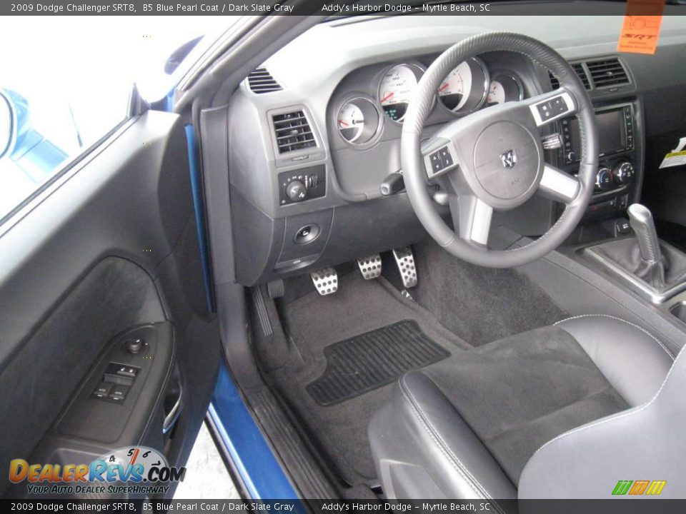 2009 Dodge Challenger SRT8 B5 Blue Pearl Coat / Dark Slate Gray Photo #11