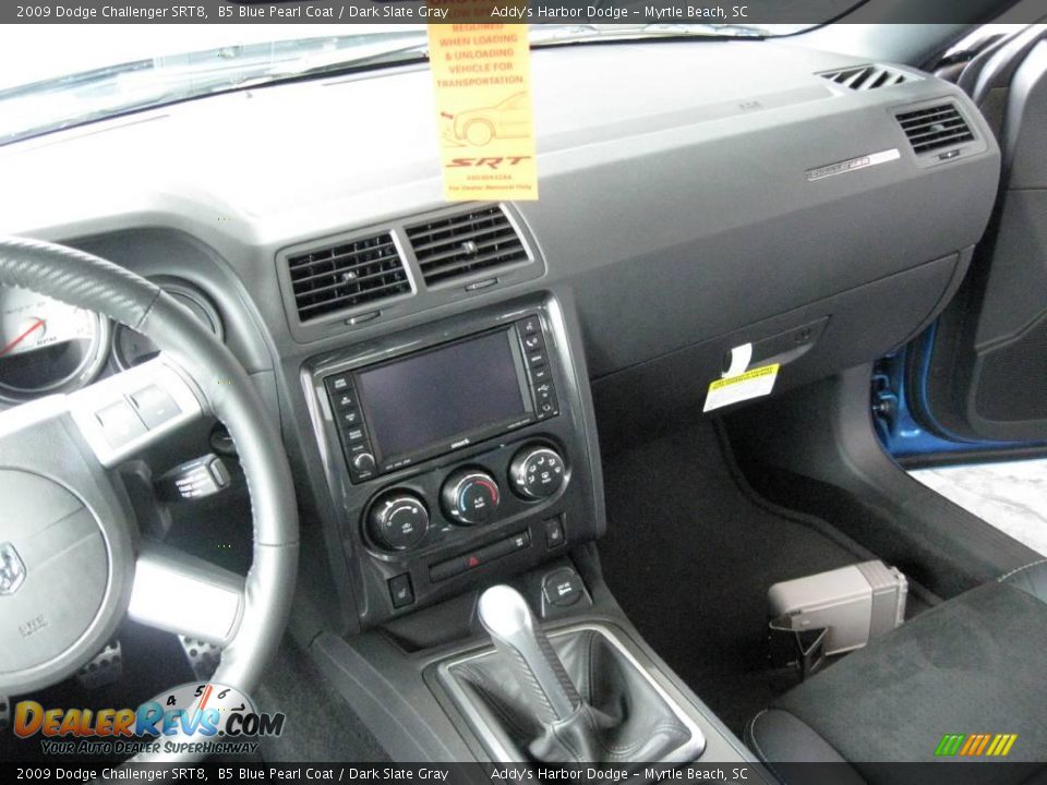 2009 Dodge Challenger SRT8 B5 Blue Pearl Coat / Dark Slate Gray Photo #19