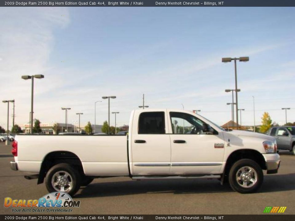 2009 Dodge Ram 2500 Big Horn Edition Quad Cab 4x4 Bright White / Khaki Photo #5