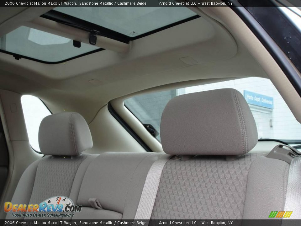 2006 Chevrolet Malibu Maxx LT Wagon Sandstone Metallic / Cashmere Beige Photo #12