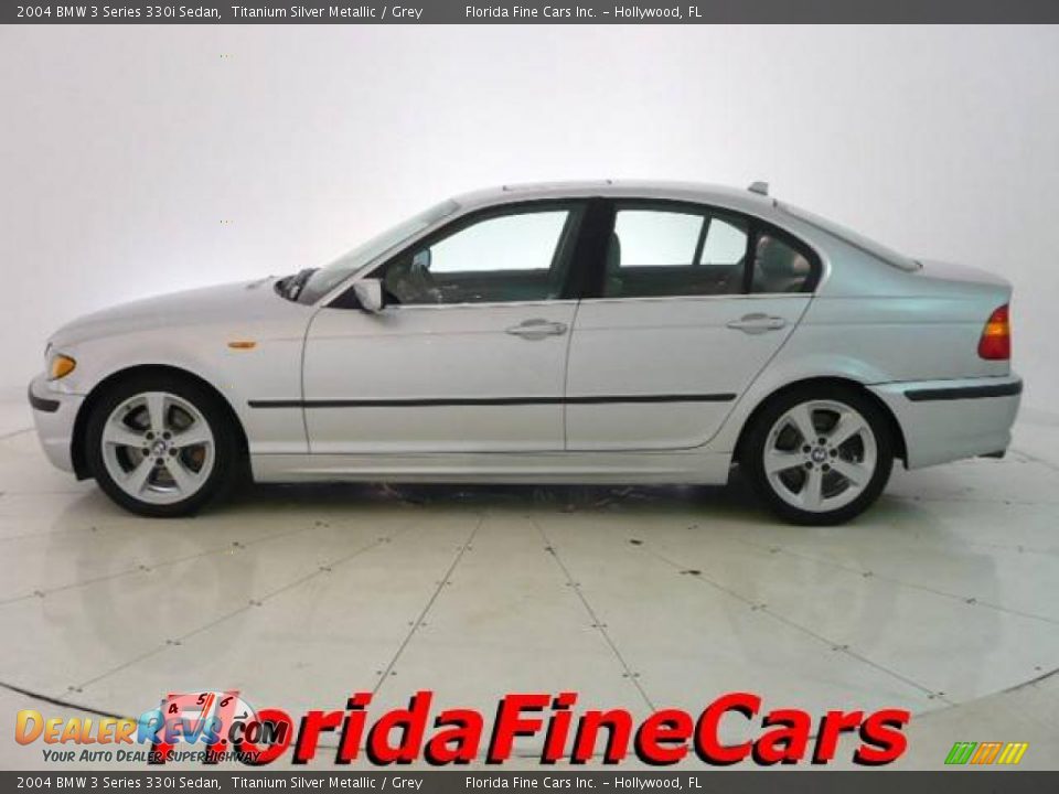 2004 BMW 3 Series 330i Sedan Titanium Silver Metallic / Grey Photo #3