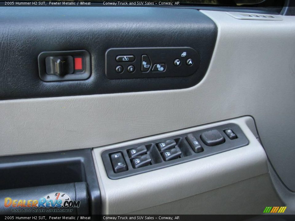 2005 Hummer H2 SUT Pewter Metallic / Wheat Photo #18