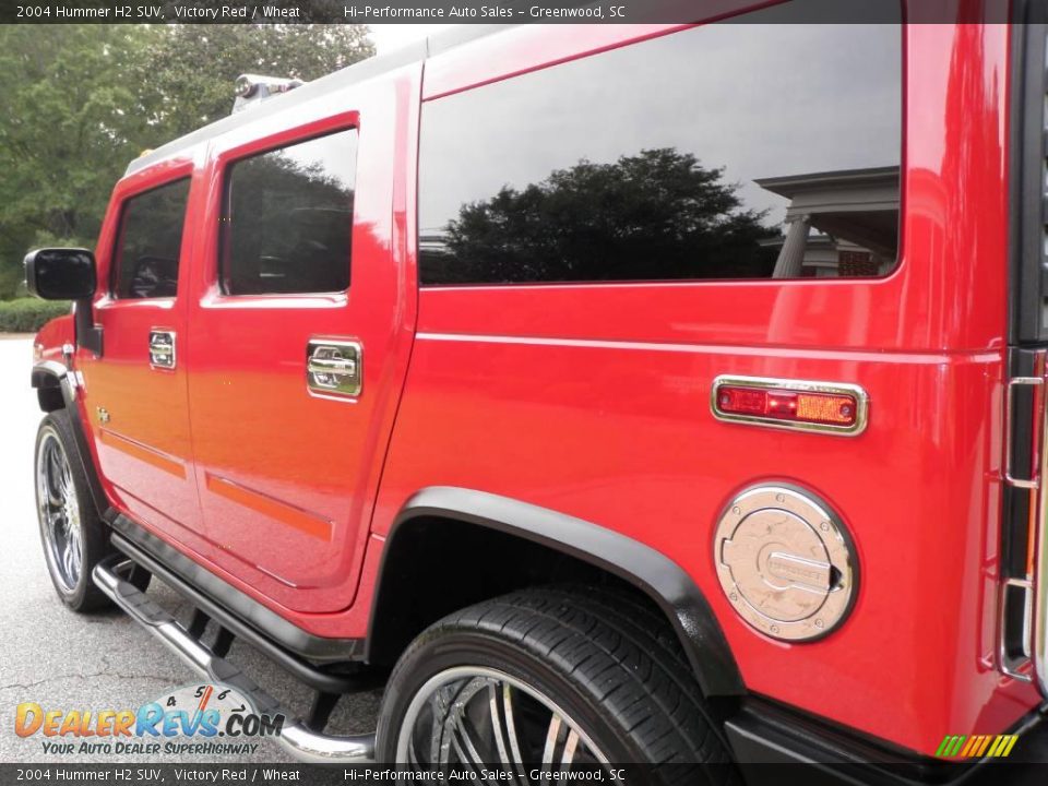 2004 Hummer H2 SUV Victory Red / Wheat Photo #20