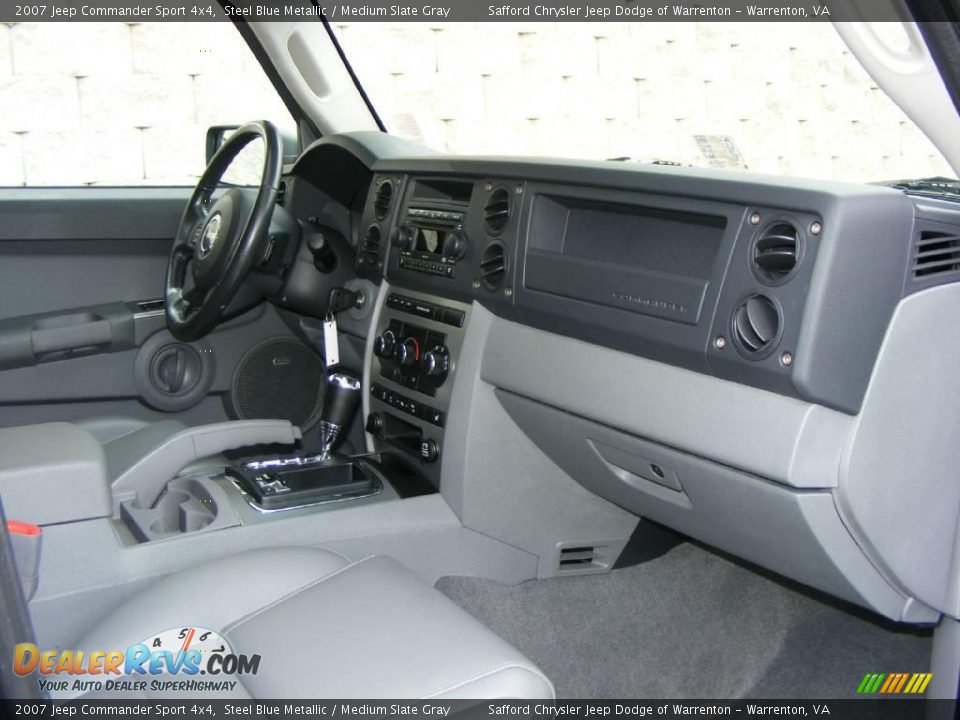2007 Jeep Commander Sport 4x4 Steel Blue Metallic / Medium Slate Gray Photo #21