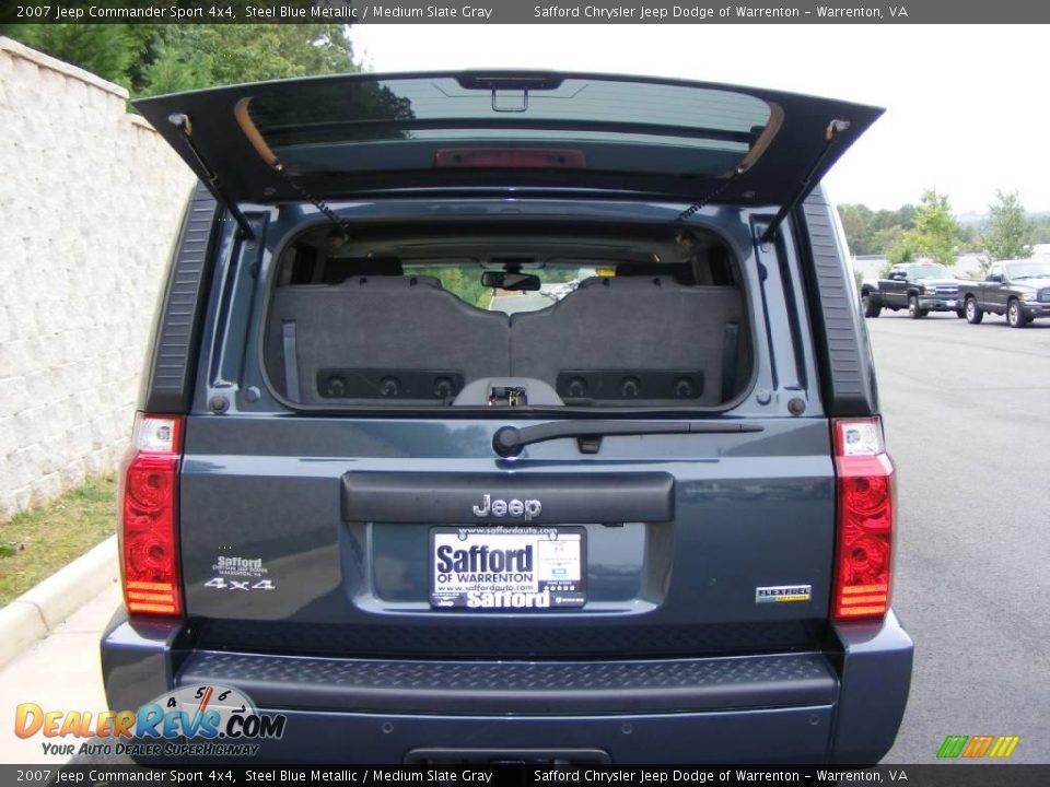 2007 Jeep Commander Sport 4x4 Steel Blue Metallic / Medium Slate Gray Photo #31