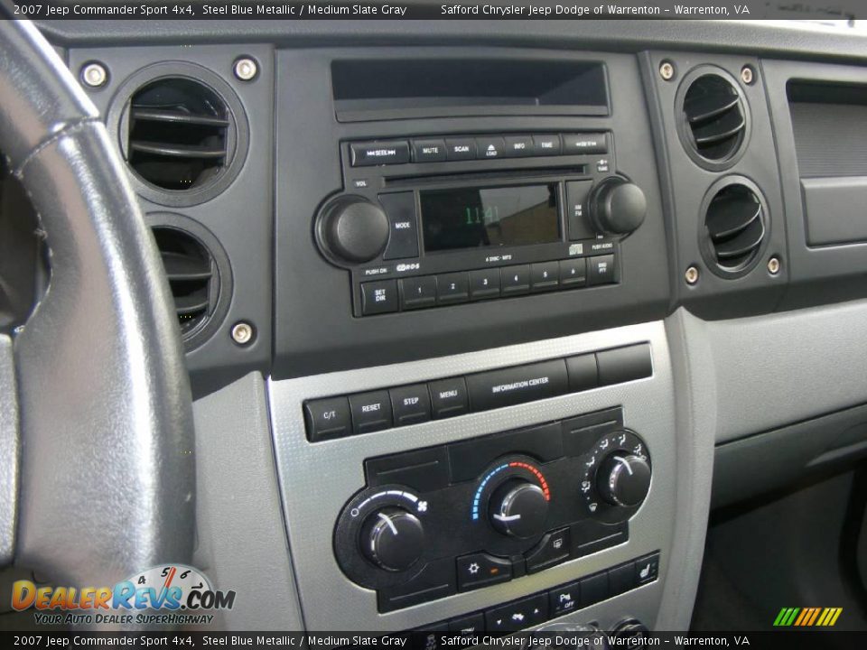 2007 Jeep Commander Sport 4x4 Steel Blue Metallic / Medium Slate Gray Photo #32