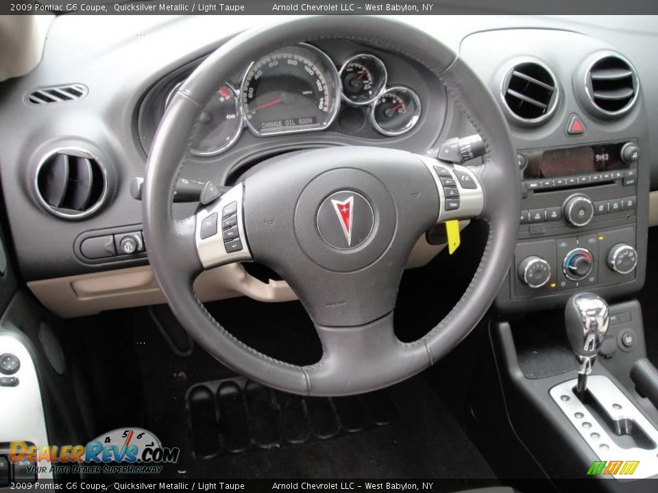 2009 Pontiac G6 Coupe Quicksilver Metallic / Light Taupe Photo #11