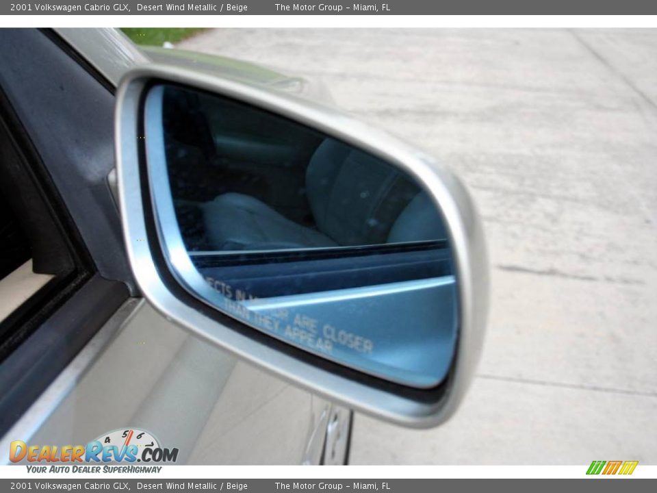 2001 Volkswagen Cabrio GLX Desert Wind Metallic / Beige Photo #31