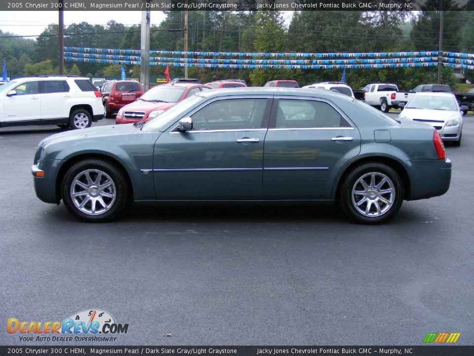 2005 Chrysler 300 C HEMI Magnesium Pearl / Dark Slate Gray/Light Graystone Photo #5