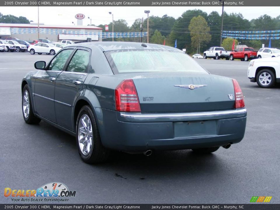 2005 Chrysler 300 C HEMI Magnesium Pearl / Dark Slate Gray/Light Graystone Photo #6