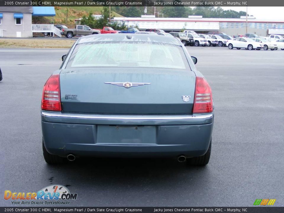 2005 Chrysler 300 C HEMI Magnesium Pearl / Dark Slate Gray/Light Graystone Photo #7