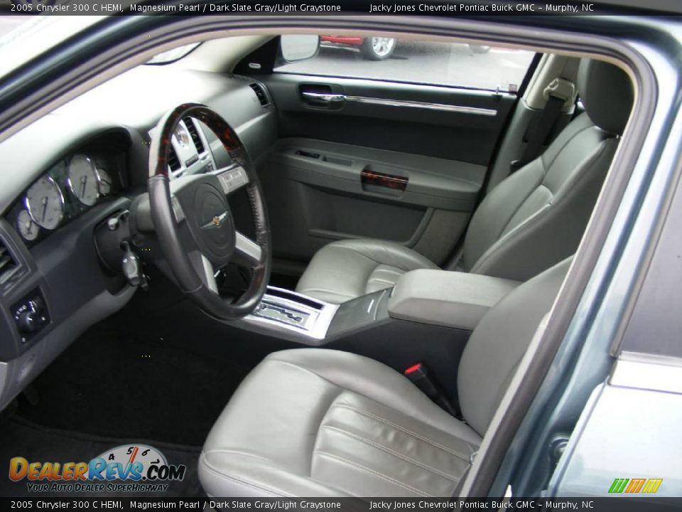 2005 Chrysler 300 C HEMI Magnesium Pearl / Dark Slate Gray/Light Graystone Photo #12