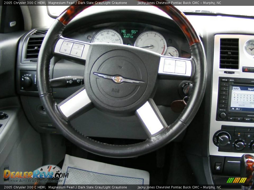 2005 Chrysler 300 C HEMI Magnesium Pearl / Dark Slate Gray/Light Graystone Photo #15