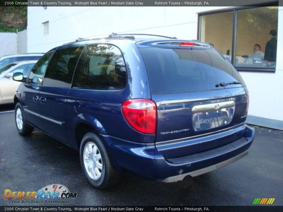 2006 Chrysler Town & Country Touring Midnight Blue Pearl / Medium Slate Gray Photo #2