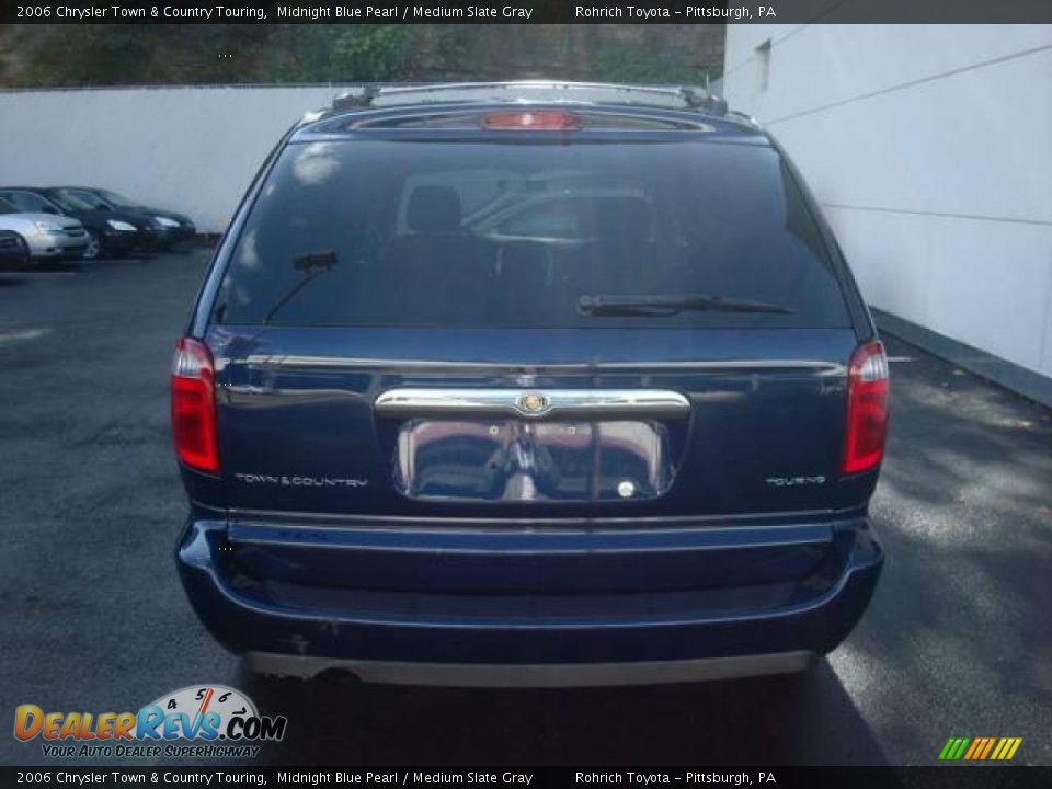 2006 Chrysler Town & Country Touring Midnight Blue Pearl / Medium Slate Gray Photo #3