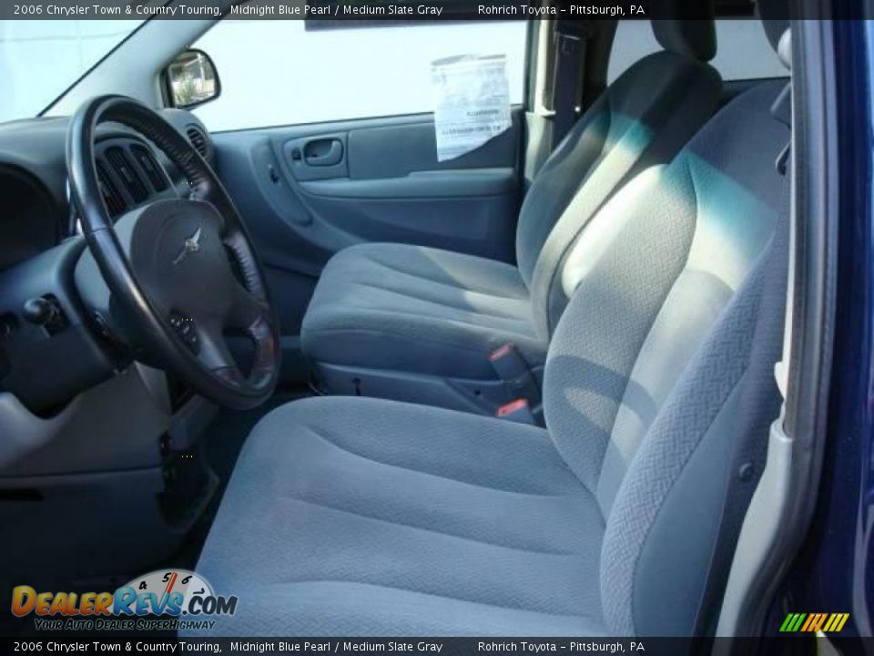 2006 Chrysler Town & Country Touring Midnight Blue Pearl / Medium Slate Gray Photo #10