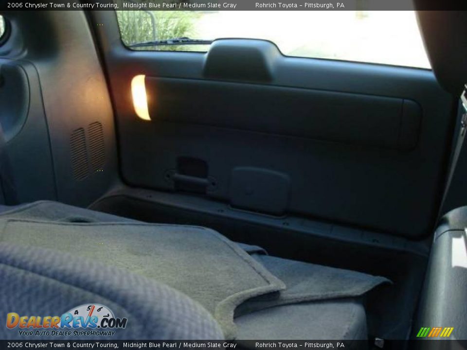 2006 Chrysler Town & Country Touring Midnight Blue Pearl / Medium Slate Gray Photo #12