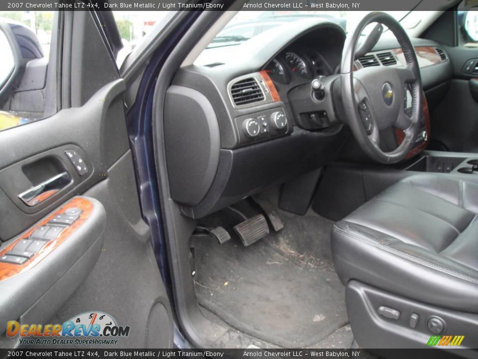 2007 Chevrolet Tahoe LTZ 4x4 Dark Blue Metallic / Light Titanium/Ebony Photo #10