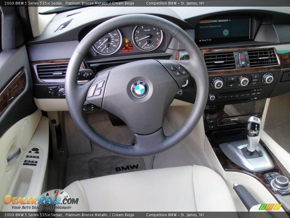 2009 BMW 5 Series 535xi Sedan Platinum Bronze Metallic / Cream Beige Photo #11