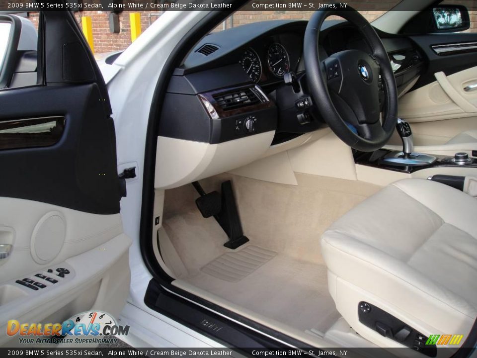 2009 BMW 5 Series 535xi Sedan Alpine White / Cream Beige Dakota Leather Photo #10