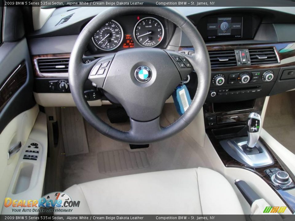 2009 BMW 5 Series 535xi Sedan Alpine White / Cream Beige Dakota Leather Photo #11