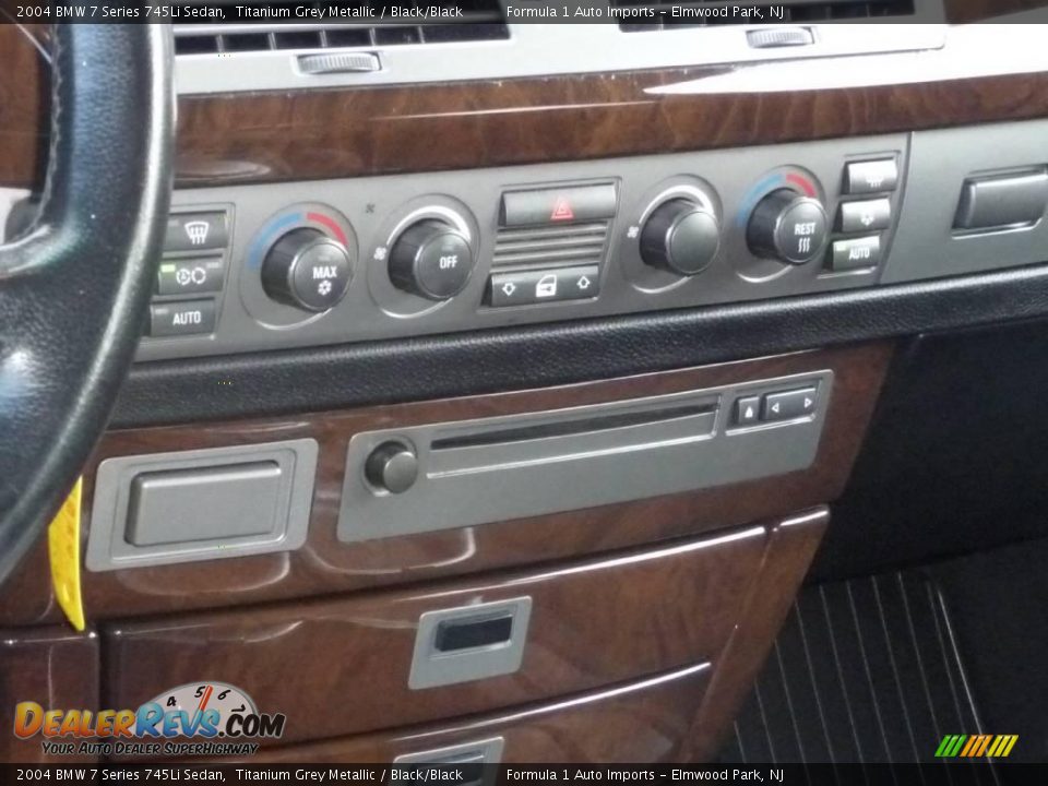 2004 BMW 7 Series 745Li Sedan Titanium Grey Metallic / Black/Black Photo #10