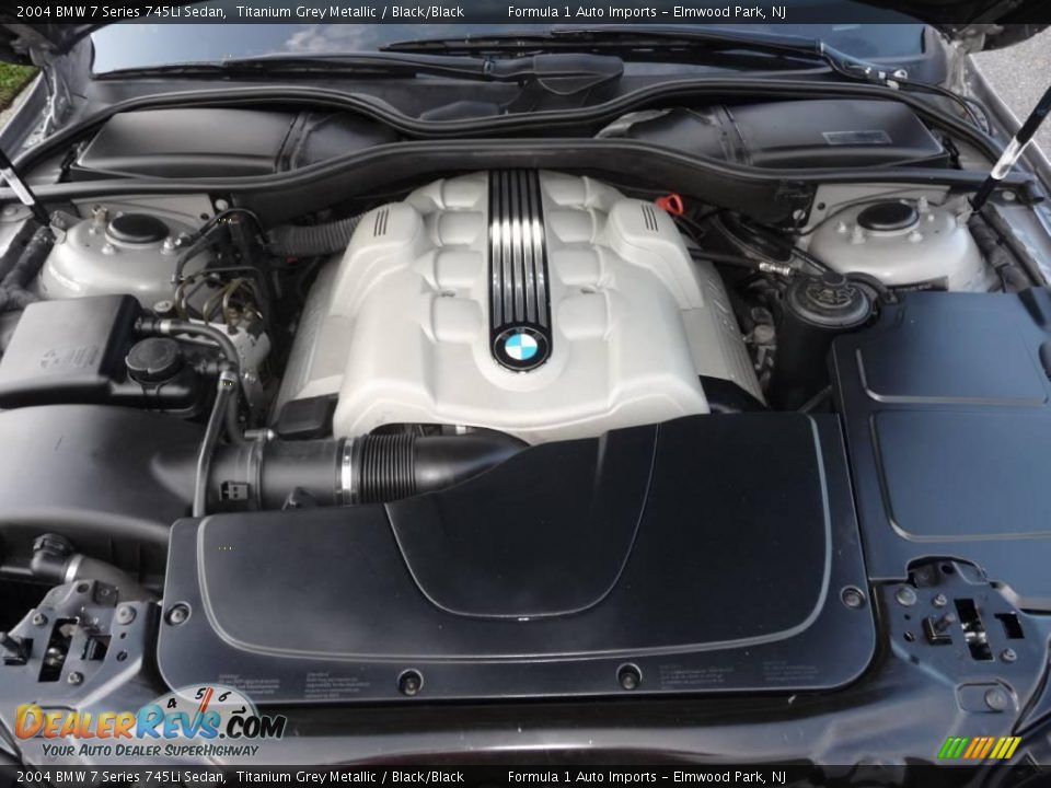 2004 BMW 7 Series 745Li Sedan Titanium Grey Metallic / Black/Black Photo #18