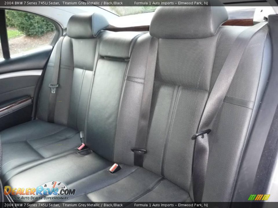 2004 BMW 7 Series 745Li Sedan Titanium Grey Metallic / Black/Black Photo #28