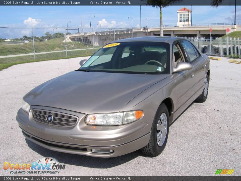 2003 Buick Regal LS Light Sandrift Metallic / Taupe Photo #2