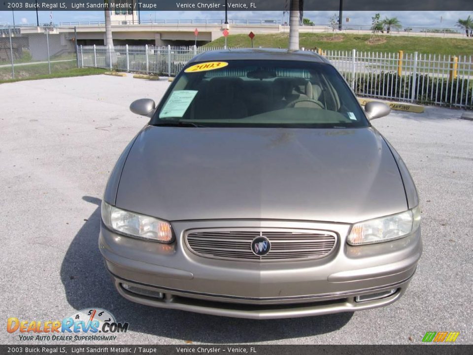 2003 Buick Regal LS Light Sandrift Metallic / Taupe Photo #15