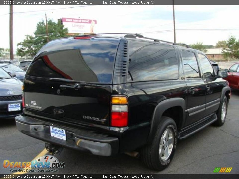 2005 Chevrolet Suburban 1500 LT 4x4 Black / Tan/Neutral Photo #3