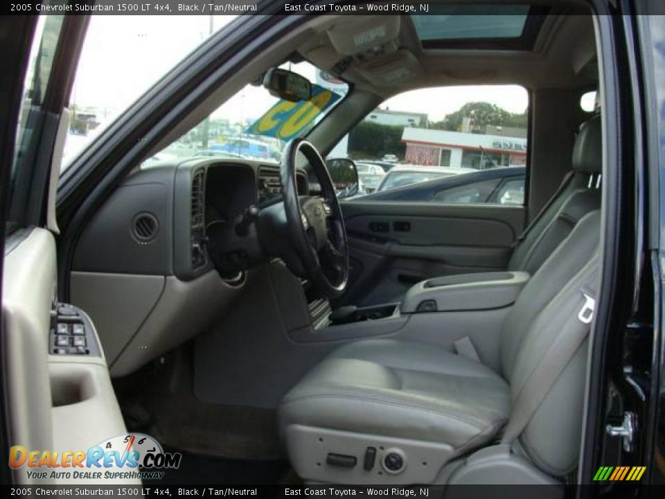2005 Chevrolet Suburban 1500 LT 4x4 Black / Tan/Neutral Photo #7