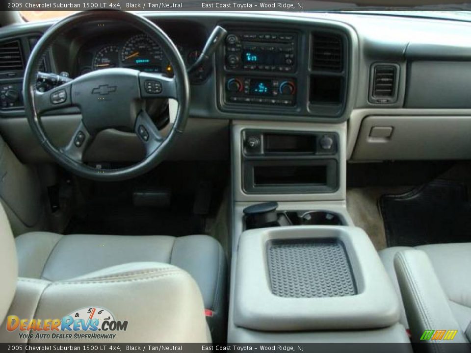 2005 Chevrolet Suburban 1500 LT 4x4 Black / Tan/Neutral Photo #9