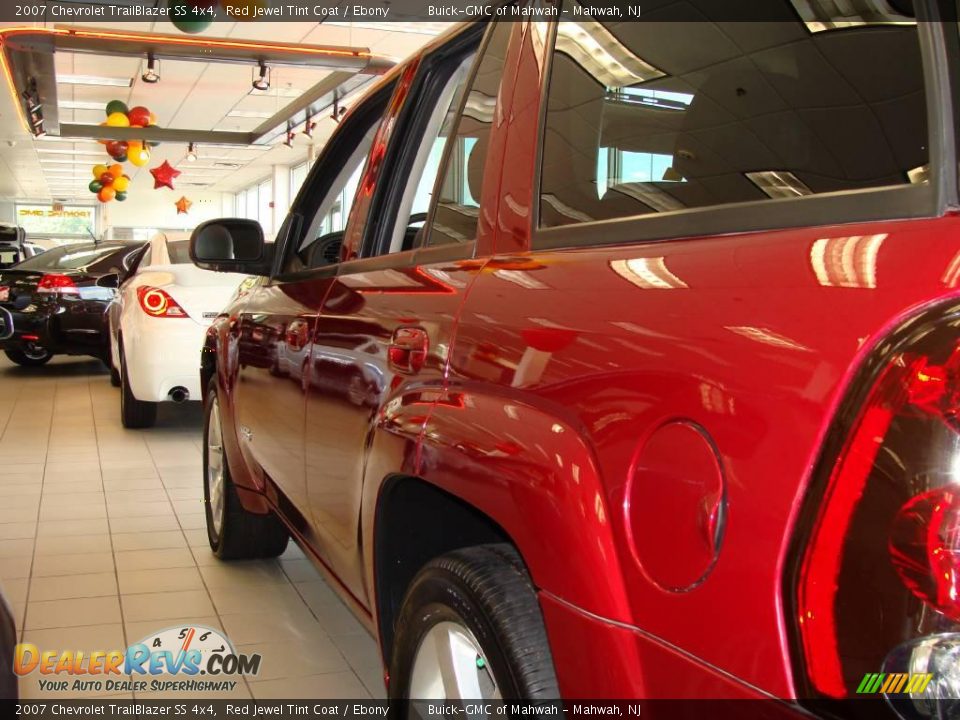 2007 Chevrolet TrailBlazer SS 4x4 Red Jewel Tint Coat / Ebony Photo #8