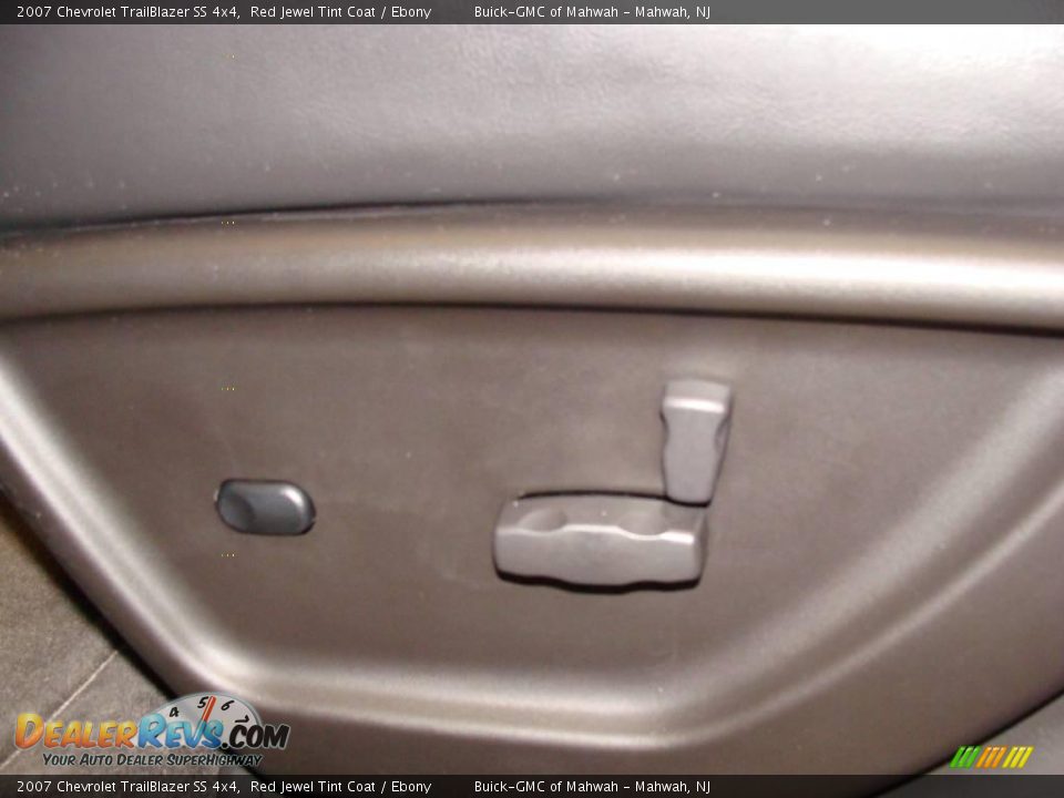 2007 Chevrolet TrailBlazer SS 4x4 Red Jewel Tint Coat / Ebony Photo #12