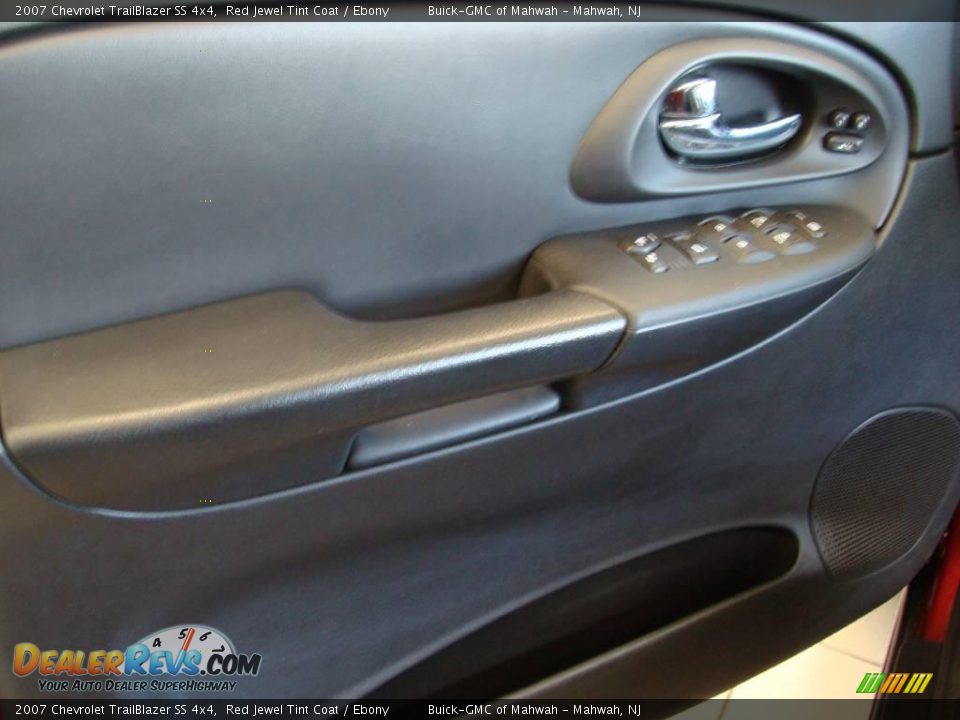 2007 Chevrolet TrailBlazer SS 4x4 Red Jewel Tint Coat / Ebony Photo #14