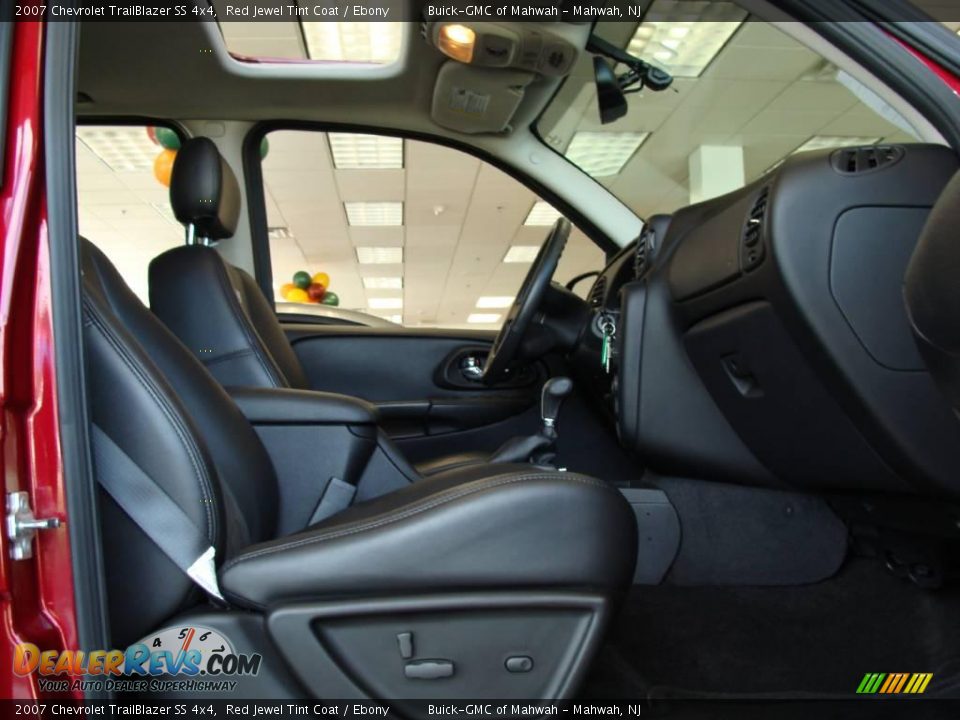 2007 Chevrolet TrailBlazer SS 4x4 Red Jewel Tint Coat / Ebony Photo #16