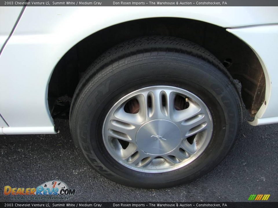 2003 Chevrolet Venture LS Summit White / Medium Gray Photo #31