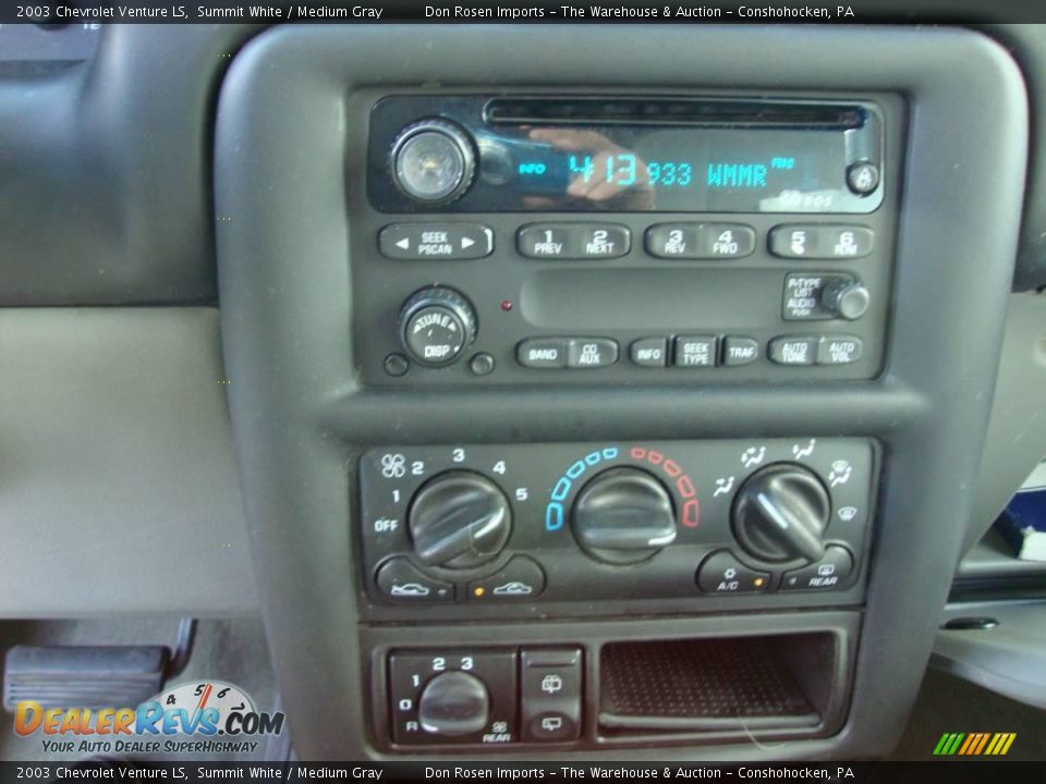 2003 Chevrolet Venture LS Summit White / Medium Gray Photo #36