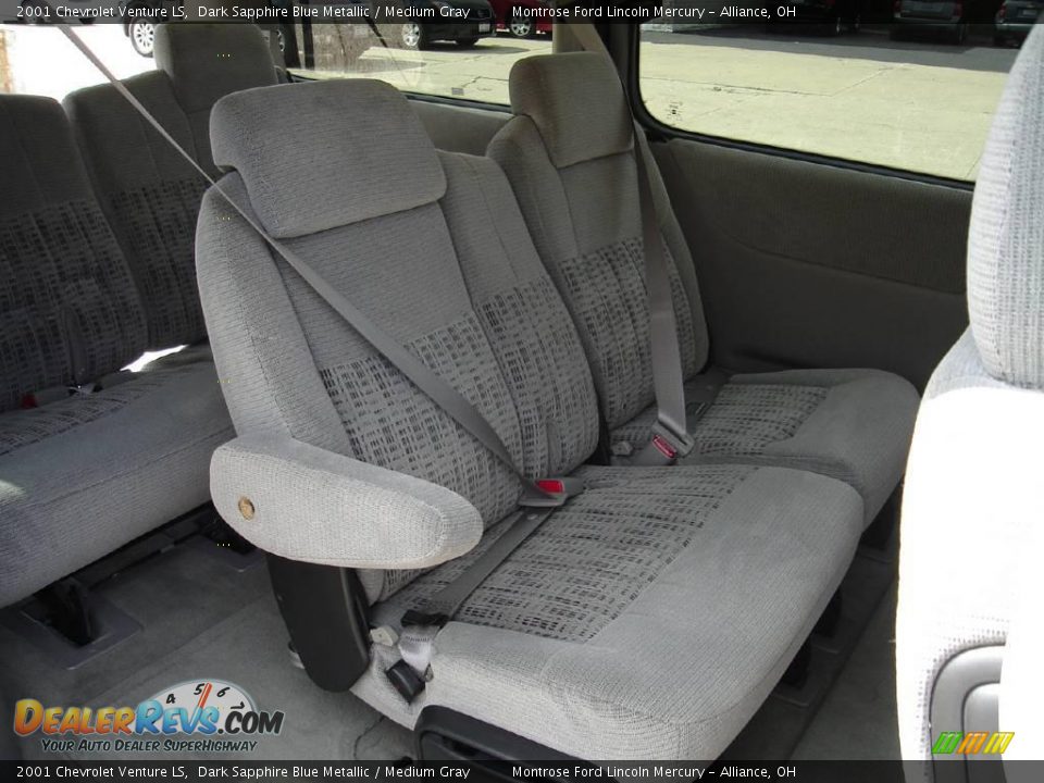 2001 Chevrolet Venture LS Dark Sapphire Blue Metallic / Medium Gray Photo #14