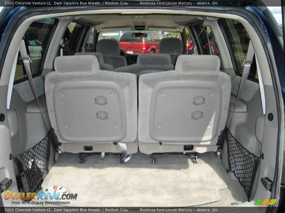 2001 Chevrolet Venture LS Dark Sapphire Blue Metallic / Medium Gray Photo #16