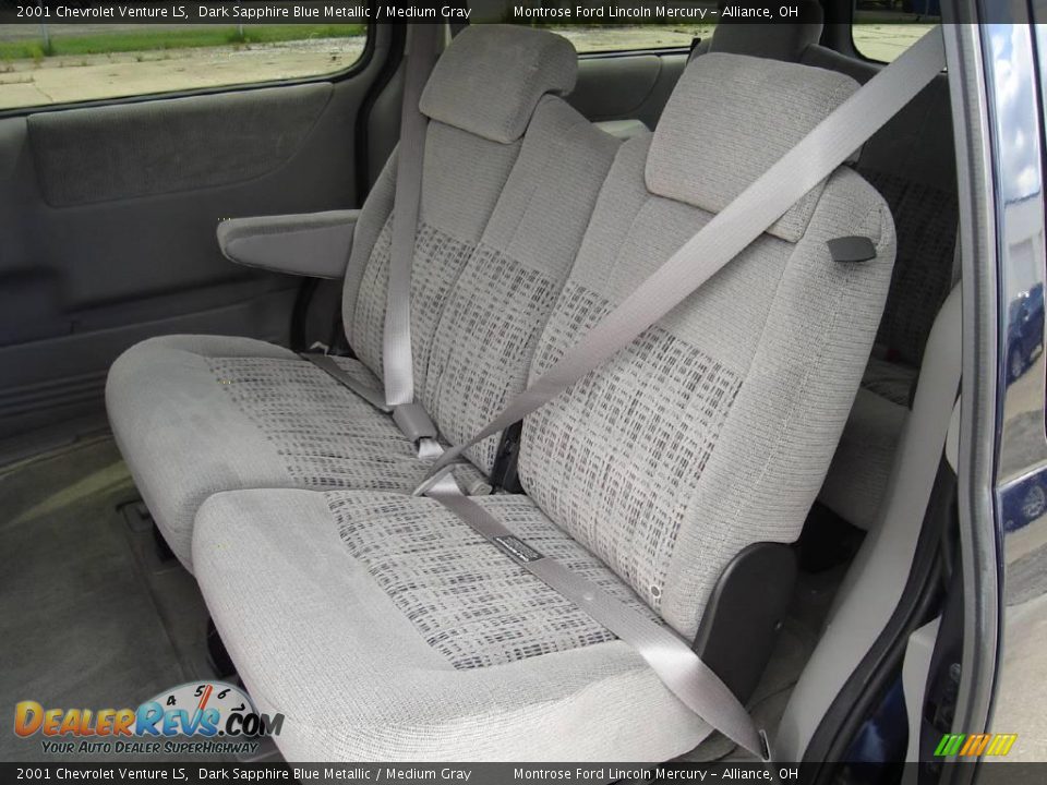 2001 Chevrolet Venture LS Dark Sapphire Blue Metallic / Medium Gray Photo #17