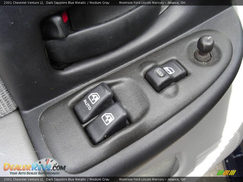 2001 Chevrolet Venture LS Dark Sapphire Blue Metallic / Medium Gray Photo #21