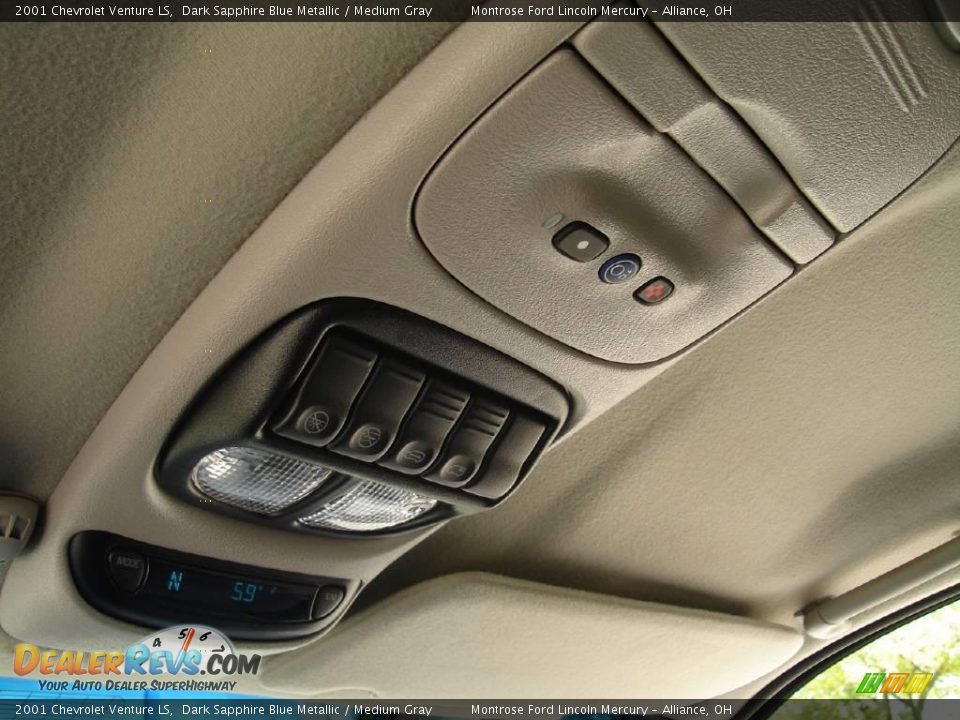 2001 Chevrolet Venture LS Dark Sapphire Blue Metallic / Medium Gray Photo #28