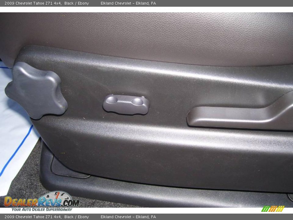 2009 Chevrolet Tahoe Z71 4x4 Black / Ebony Photo #30